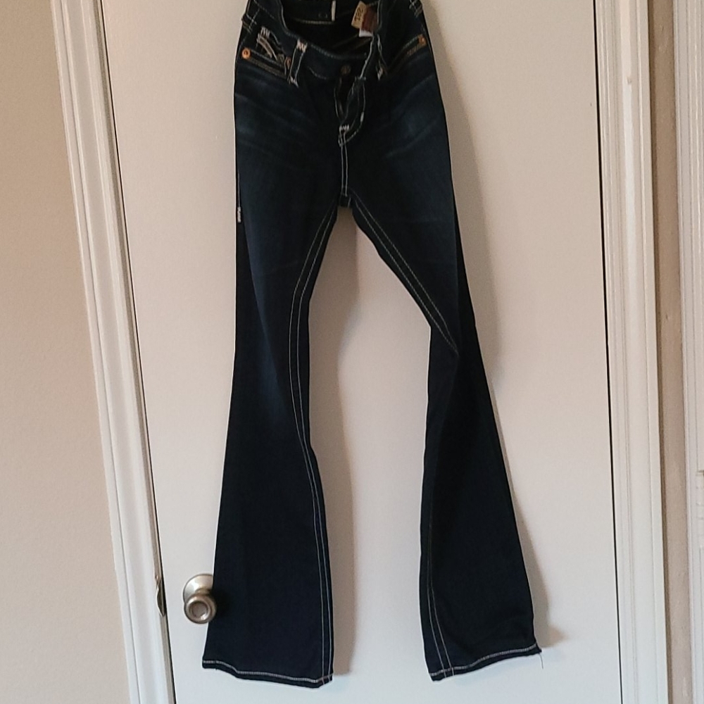 Gently worn boot cut 28L